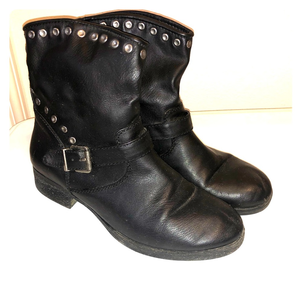 Black Moto Booties SIZE: 8.5